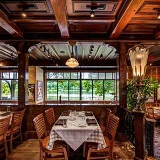 Best Restaurants In Columbia Opentable Clyde S Of Columbia