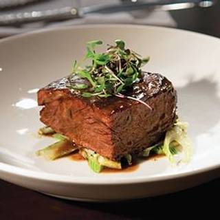 Chopps American Bar and Grill at Marriott Boston Burlington
