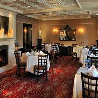 Volpe Ristorante at Fox Hollow