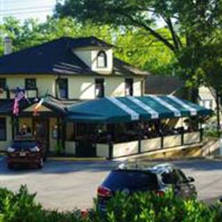 The Irish Inn at Glen Echo