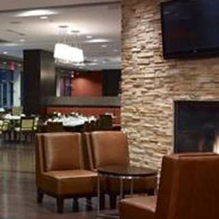 Harold's Bistro & Bar - Sheraton Vancouver Airport Hotel