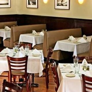 Francesca's on 95th