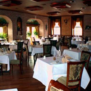 Riverside Manor Restaurant & Banquets