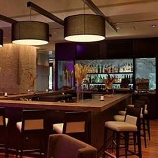 Tundra Restaurant & Bar