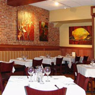 Wheatfields Restaurant & Bar