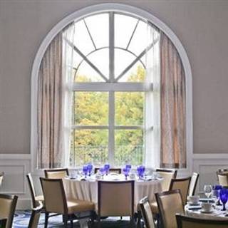 Best Restaurants In Chantilly Opentable Marriott Westfields Fairfax Dining Room