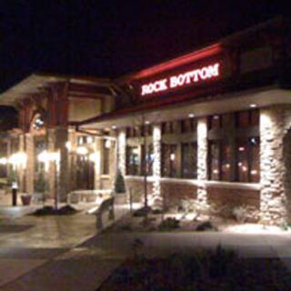 Best Restaurants In Loveland Opentable Rock Bottom Brewery Restaurant Centerra Promenade