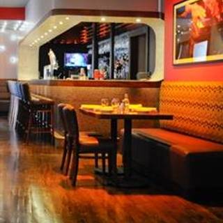 Darryl's Corner Bar and Kitchen