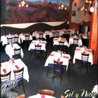 Emilio's Tapas - Sol Y Nieve