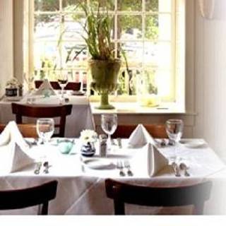 211 Clover Lane Restaurant