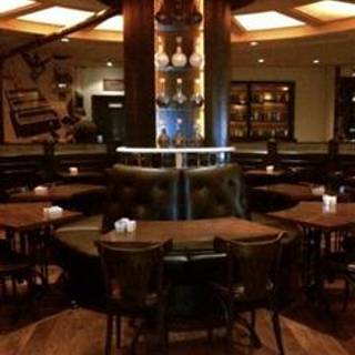 Max Brenner - Boston