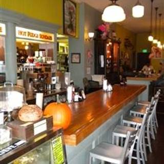 Cafe Hon