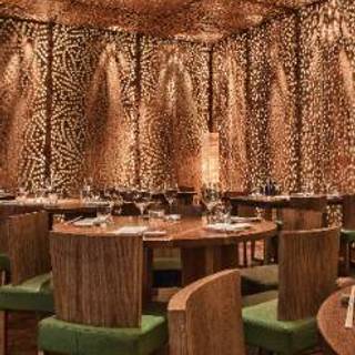 Roka Canary Wharf