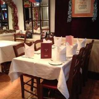 Khan's Restaurant