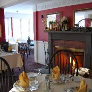 Longwood Country Inn
