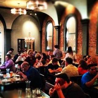Reilly Craft Pizza & Drink
