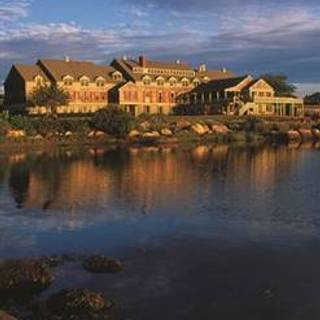 The Restaurant at Weekapaug Inn