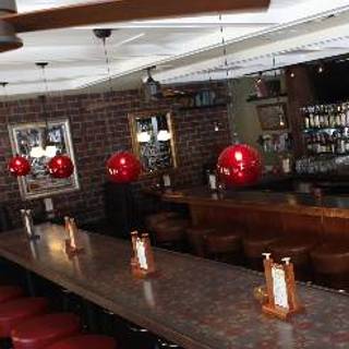 TAG / Burger and Bar at Madison Street