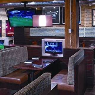 Shoeless Joe's Sport Grill - King West