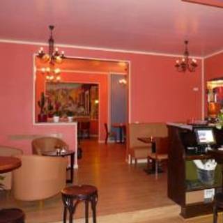 Madre's Restaurant