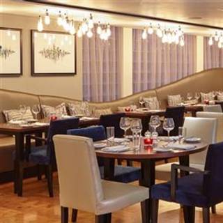 Studio Bar & Kitchen