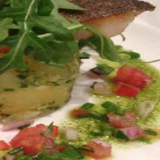 Pradas Mediterranean Bar & Grill