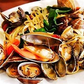 67 Restaurants Near Old Westbury Gardens Opentable Antonette S East Hills