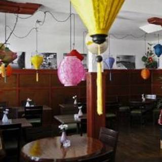 HA LONG Restaurant & Bar