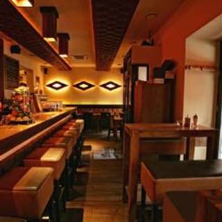 Morleos Bar / Restaurant