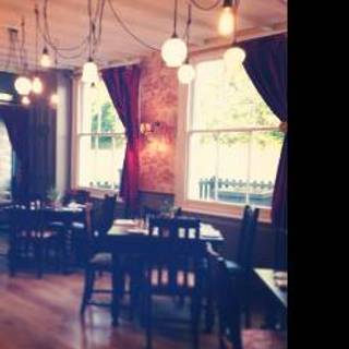 The Four Horseshoes