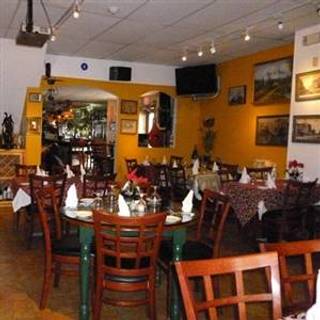 Cavalino's Restaurant & Bar