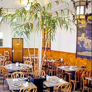 Brandy Ho's Hunan Food