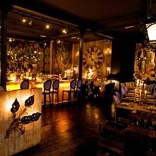 Beach Blanket Babylon - Shoreditch