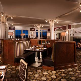 Stickney's Restaurant at the Omni Mount Washington Resort