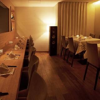 Akasaka Toriya Premium