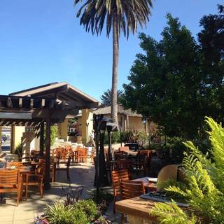 Estéban Restaurant at Casa Munras Garden Hotel & Spa