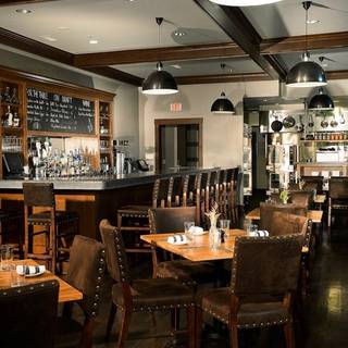 20 Restaurants Near Towers Ping Center Opentable The River And Rail Restaurant