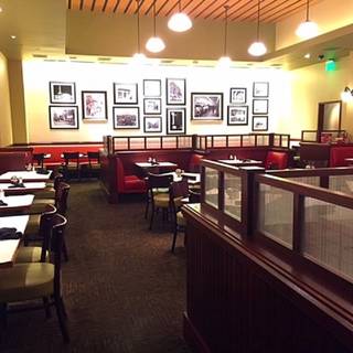 nordstrom grill restaurant mall hills nashville