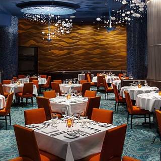 10 Restaurants Near Disney World Opentable Todd English S Bluezoo At The Walt Disney World Dolphin Resort