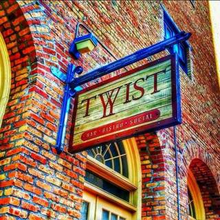 Twist Bar, Bistro, Social