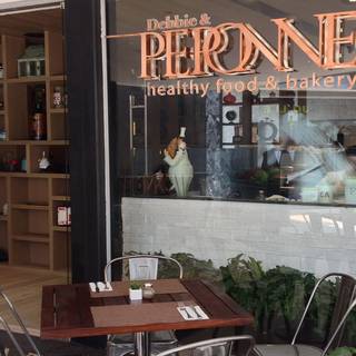 Debbie & Peponne - Pedregal