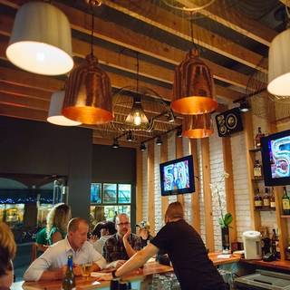 Block Kitchen + Bar - BANFF