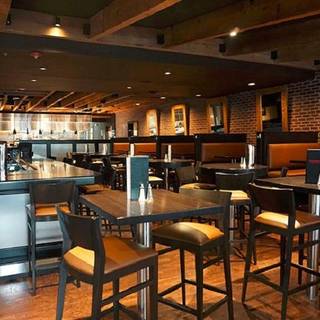 6 Mile Chophouse