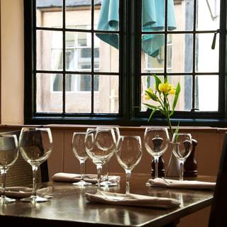 Court Yard Brasserie at The George Hotel