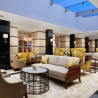 Emmeline's Lounge