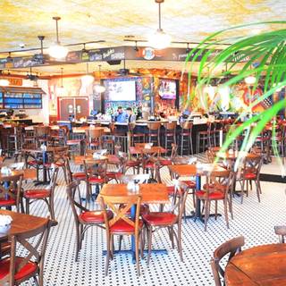 90 Miles Cuban Cafe - Lincolnwood