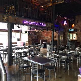 The Rock Wood Fired Pizza - Mill Creek
