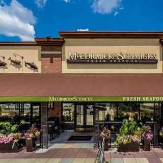 10 Restaurants Near Hilton Garden Inn Raleigh Crabtree Valley Mccormick Schmick S Seafood Raleigh Crabtree Mall