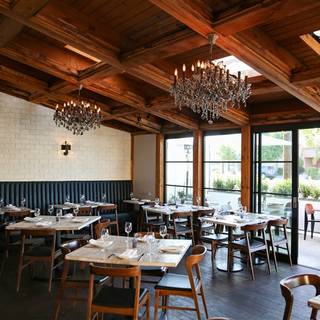 5 Best Steak Restaurants In Woodland Hills Opentable Luke Bar Restaurant Woodland Hills Permanently Closed