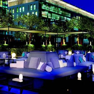 NO 5 LOUNGE & BAR - The Ritz-Carlton DIFC